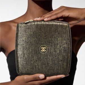 CHANEL Metallic Black and Gold Cosmetic and Jewelry Case